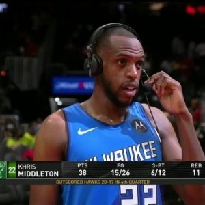 官方网站-米德尔顿成雄鹿晴雨表 字母哥：他要球我一定会给