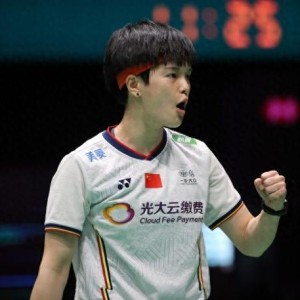 官方网站-王祉怡2-0击败仁平菜月，晋级中国香港羽毛球公开赛女单8强